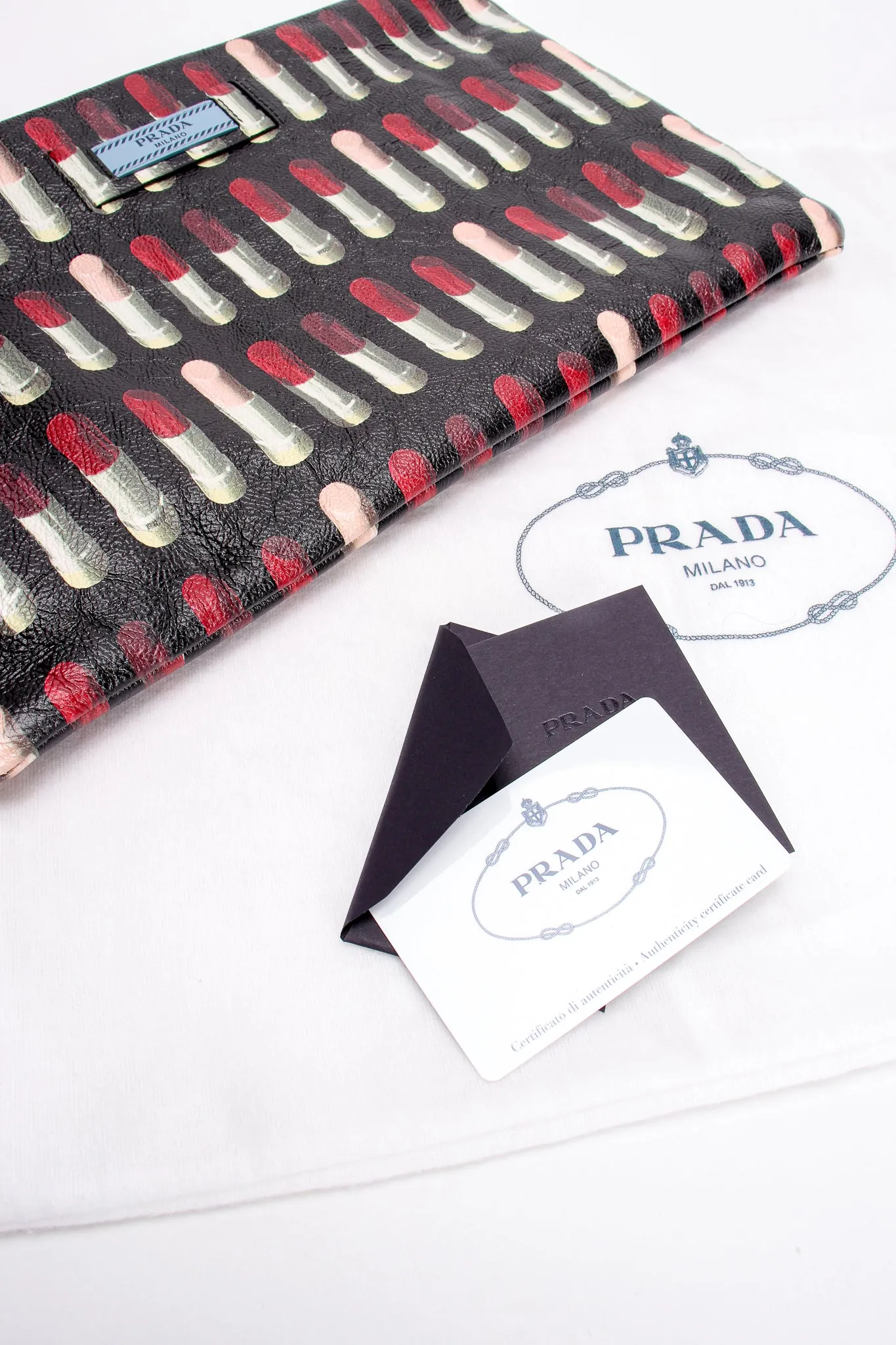 2018 A/W Lipstick Print Leather Clutch