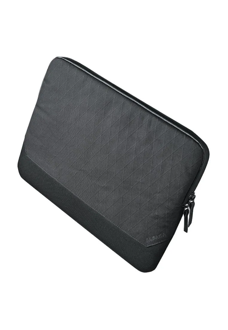 Alpaka Elements Laptop Sleeve 16 Inch