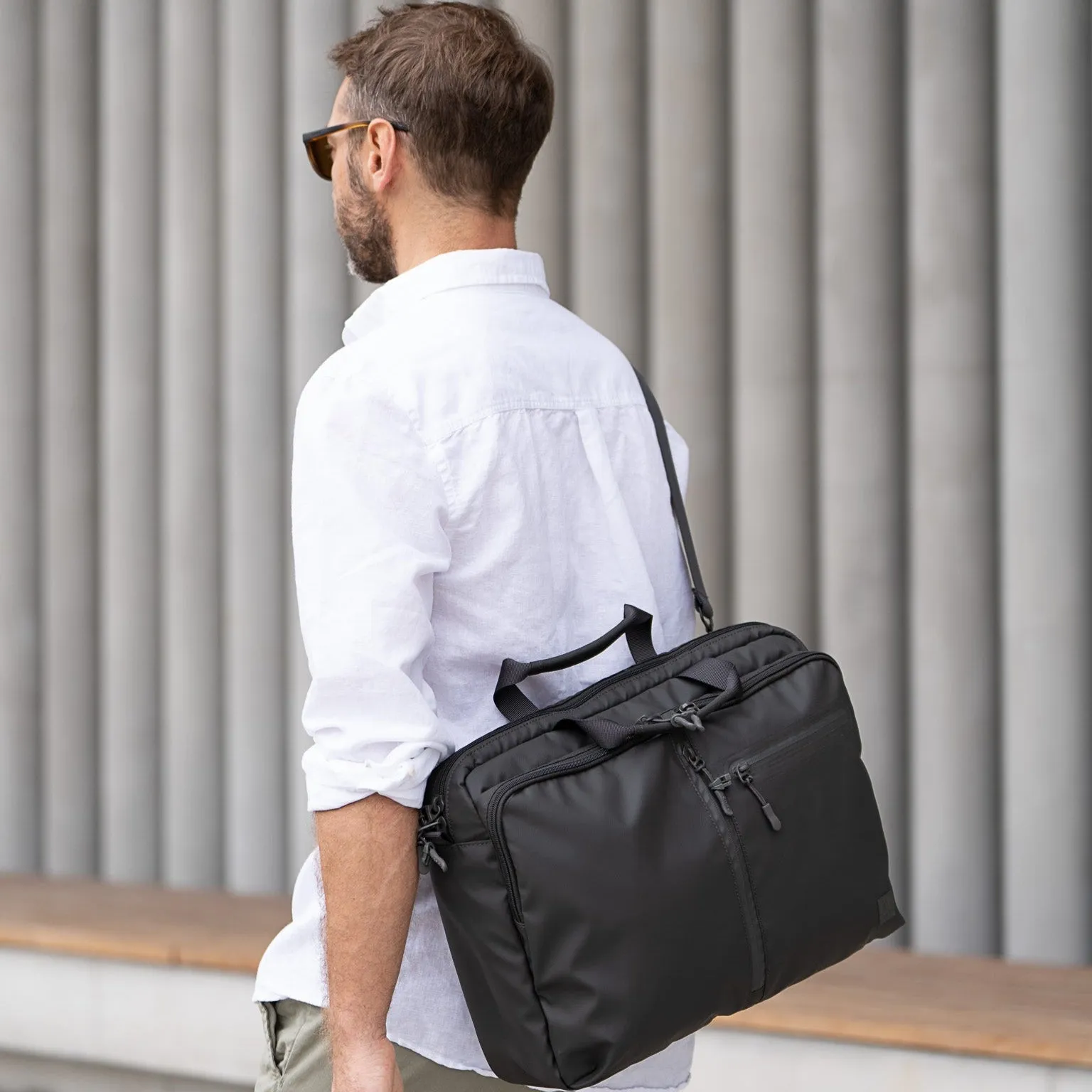 Cecil Trackies Briefcase 17L - Stealth Bomber Edition