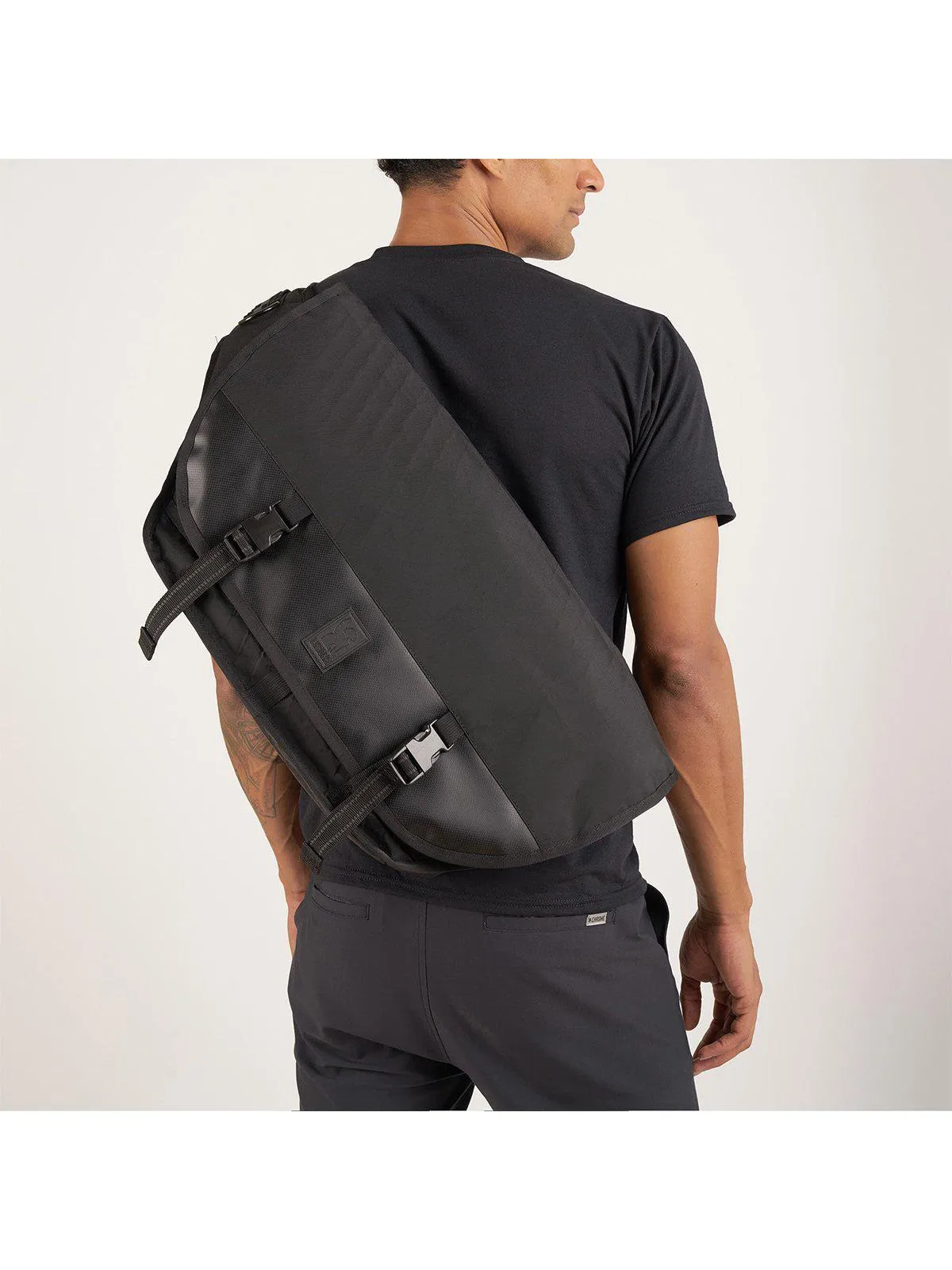 Chrome Industries Citizen Messenger Swedish Camo