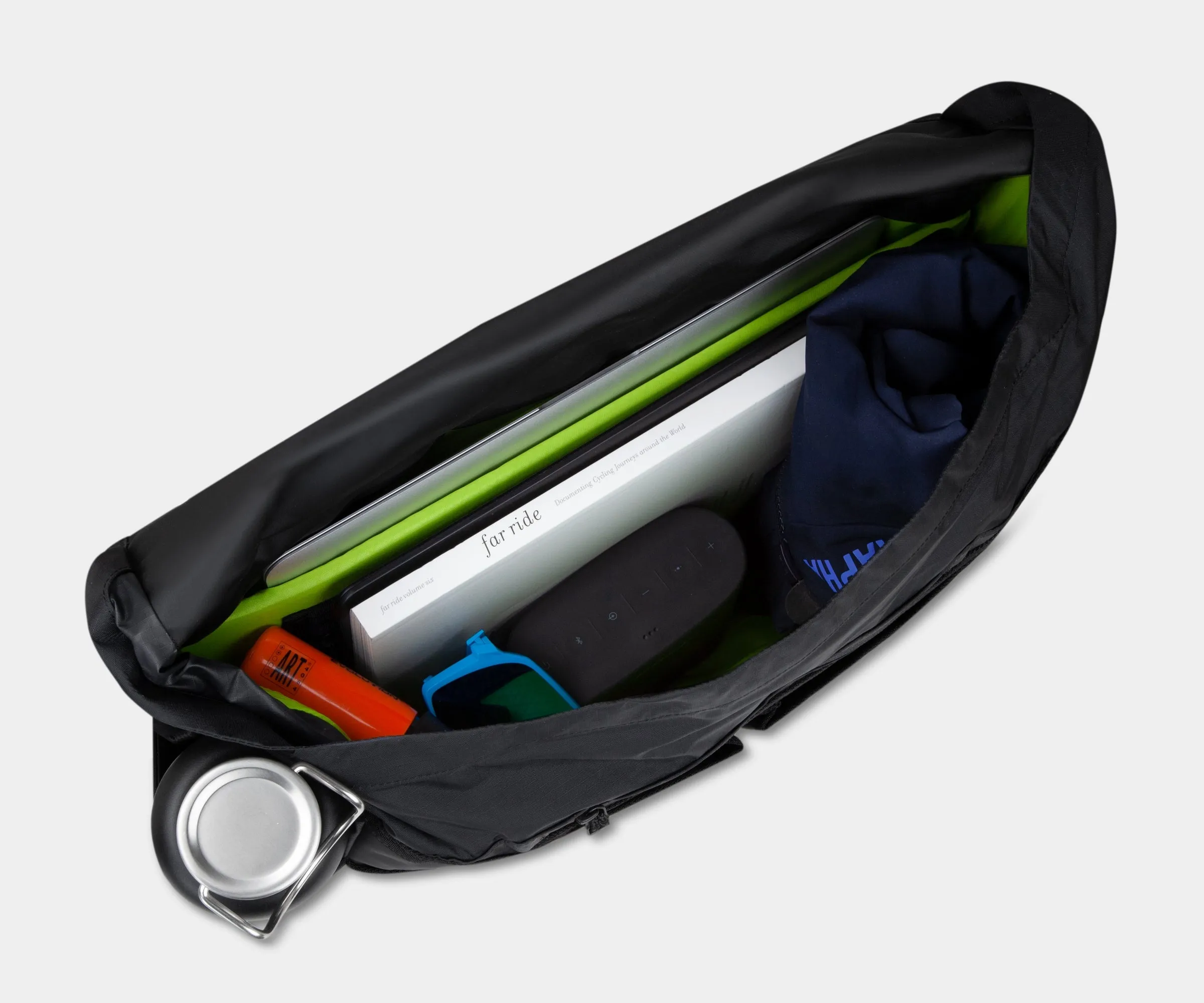 Especial Stash Messenger Bag