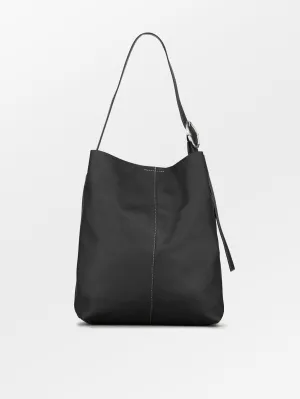 Grain Mae Buckle Bag