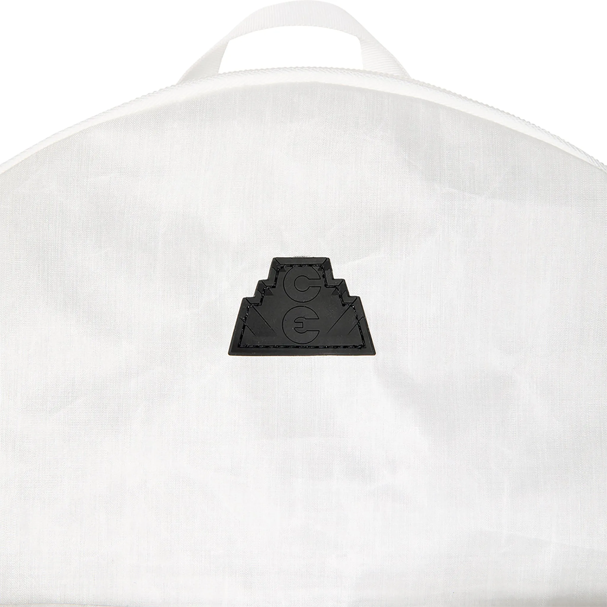 HARD COMPOSITE BACK PACK / WHITE