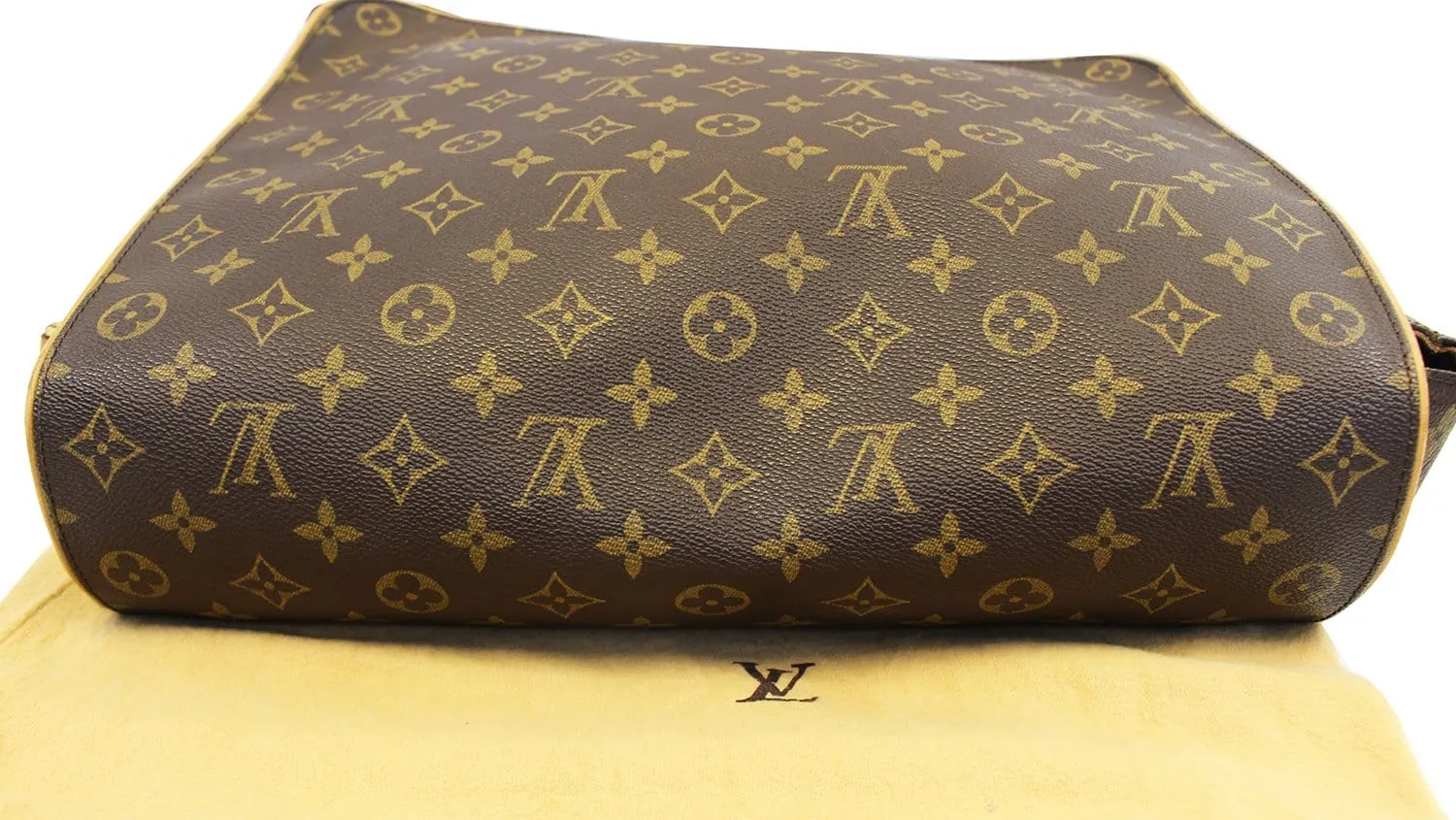 LOUIS VUITTON Monogram Canvas Abbesses Messenger Bag