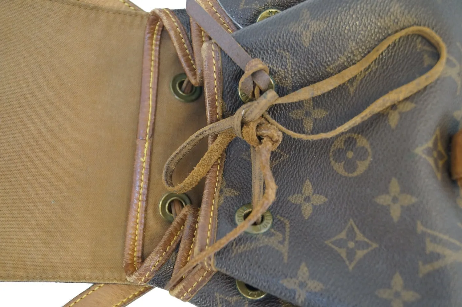 LOUIS VUITTON Monogram Montsouris MM Backpack Bag
