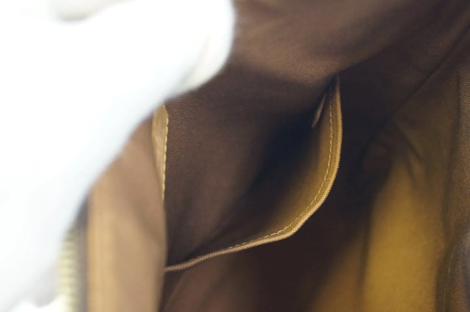LOUIS VUITTON Monogram Odeon MM Messenger Bag