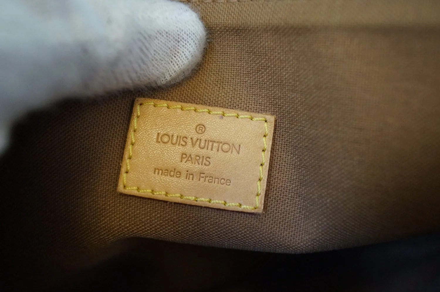 LOUIS VUITTON Monogram Pochette Bosphore Shoulder Bag