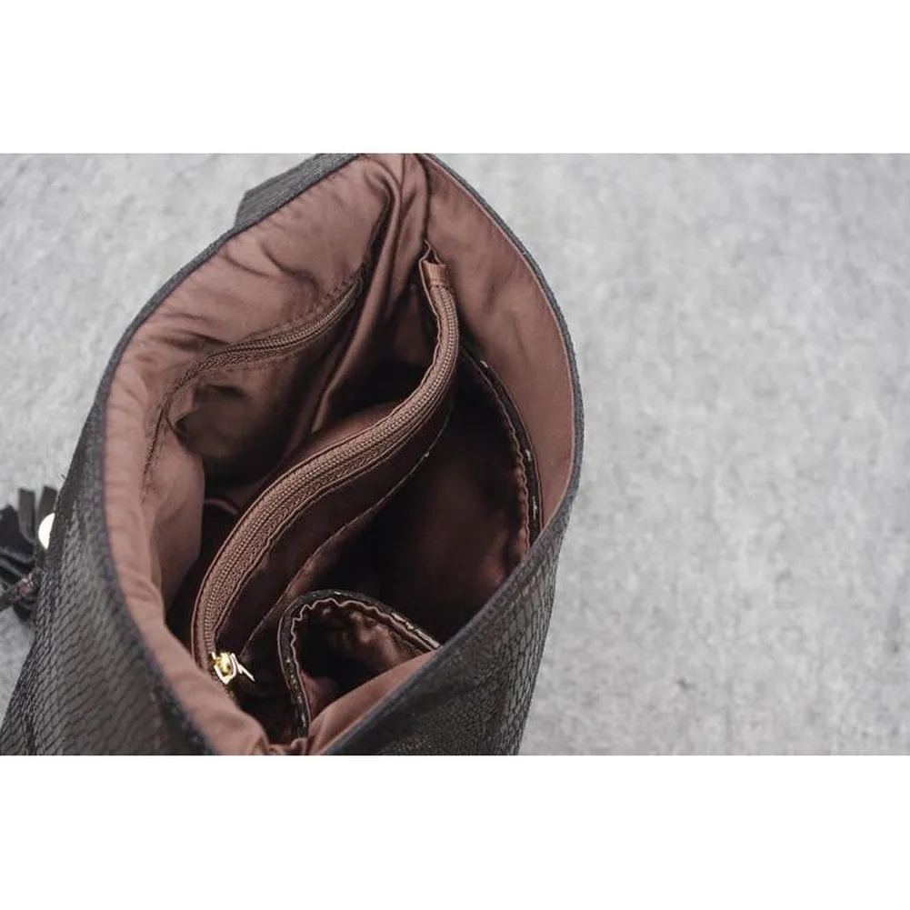 <bold>Messenger / Crossbody Bag <br>Genuine-Leather