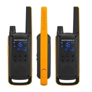 Motorola T82 Extreme Walkie-Talkies Twin Pack