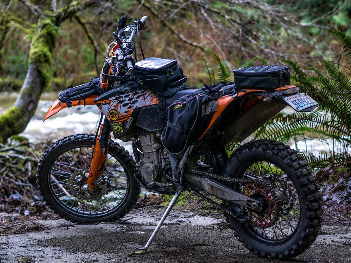 Rear Fender Bag W/tool Roll