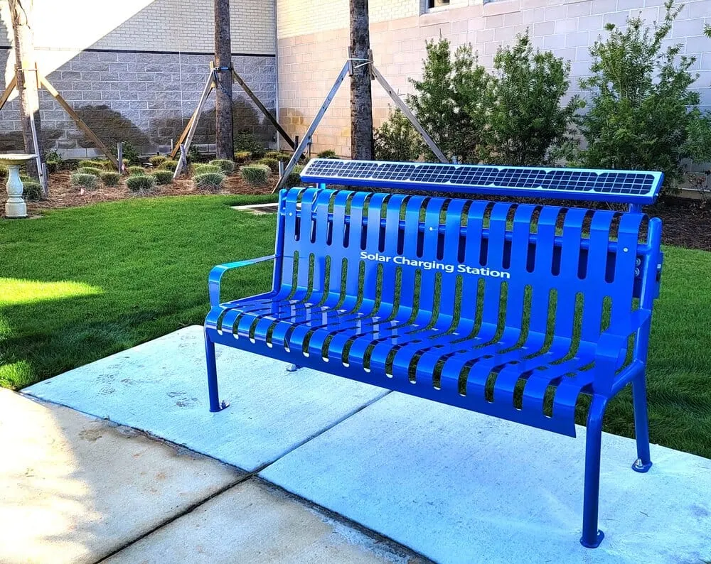 Sun Charge Systems Uptown Charging Bench