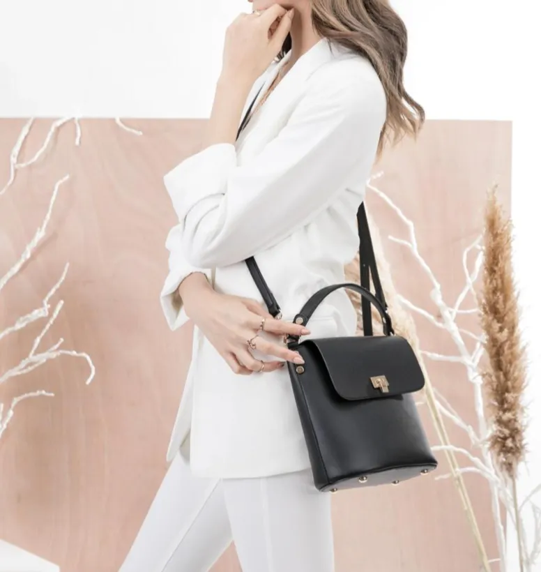 The Remy Purse